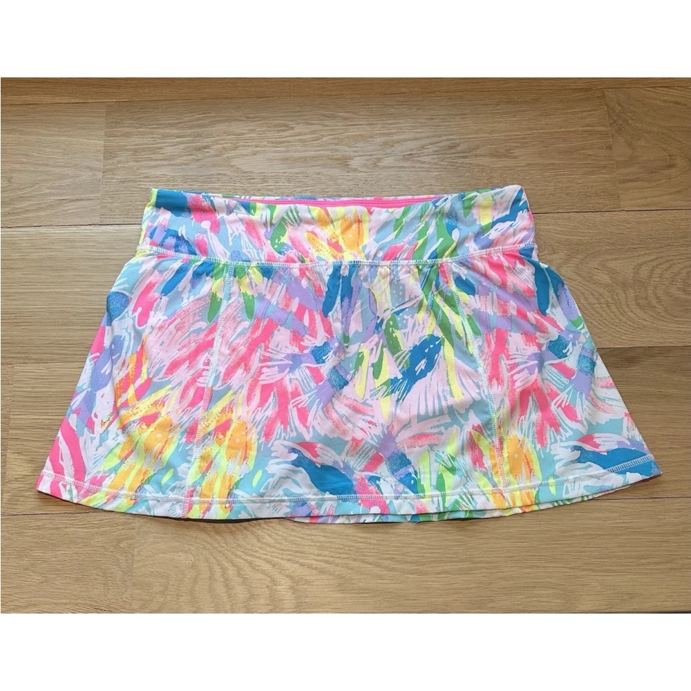 Lilly Pulitzer Luxletic Josephine Skort Sparkling Sands size S NWT - Picture 2 of 6
